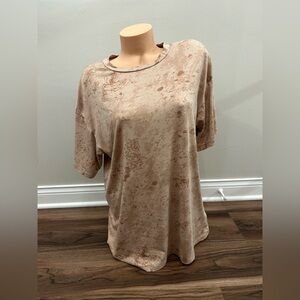 Fashion Nova Taupe Marble Short Sleeve Crew Tee
